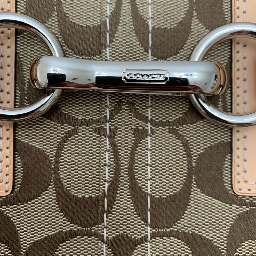 Coach Signature Hampton Tote Jacquard/Leather - Picture 7 of 7
